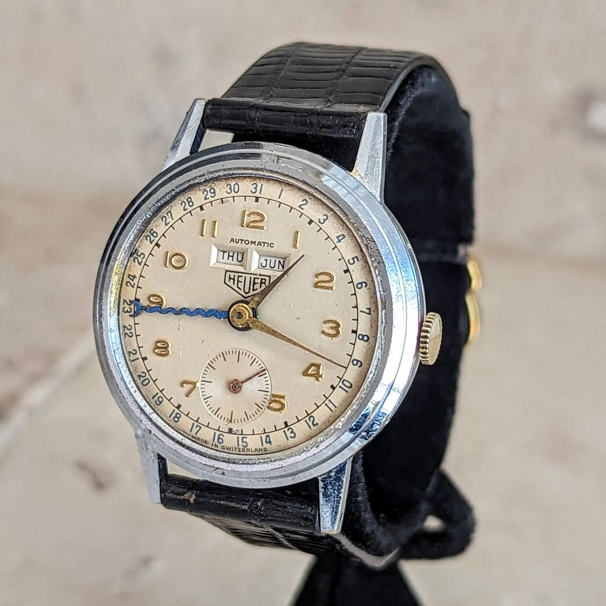 1950s HEUER Bumper Automatic Triple Calendar Wristwatch Ref. 1806 17 Jewels Vintage Watch