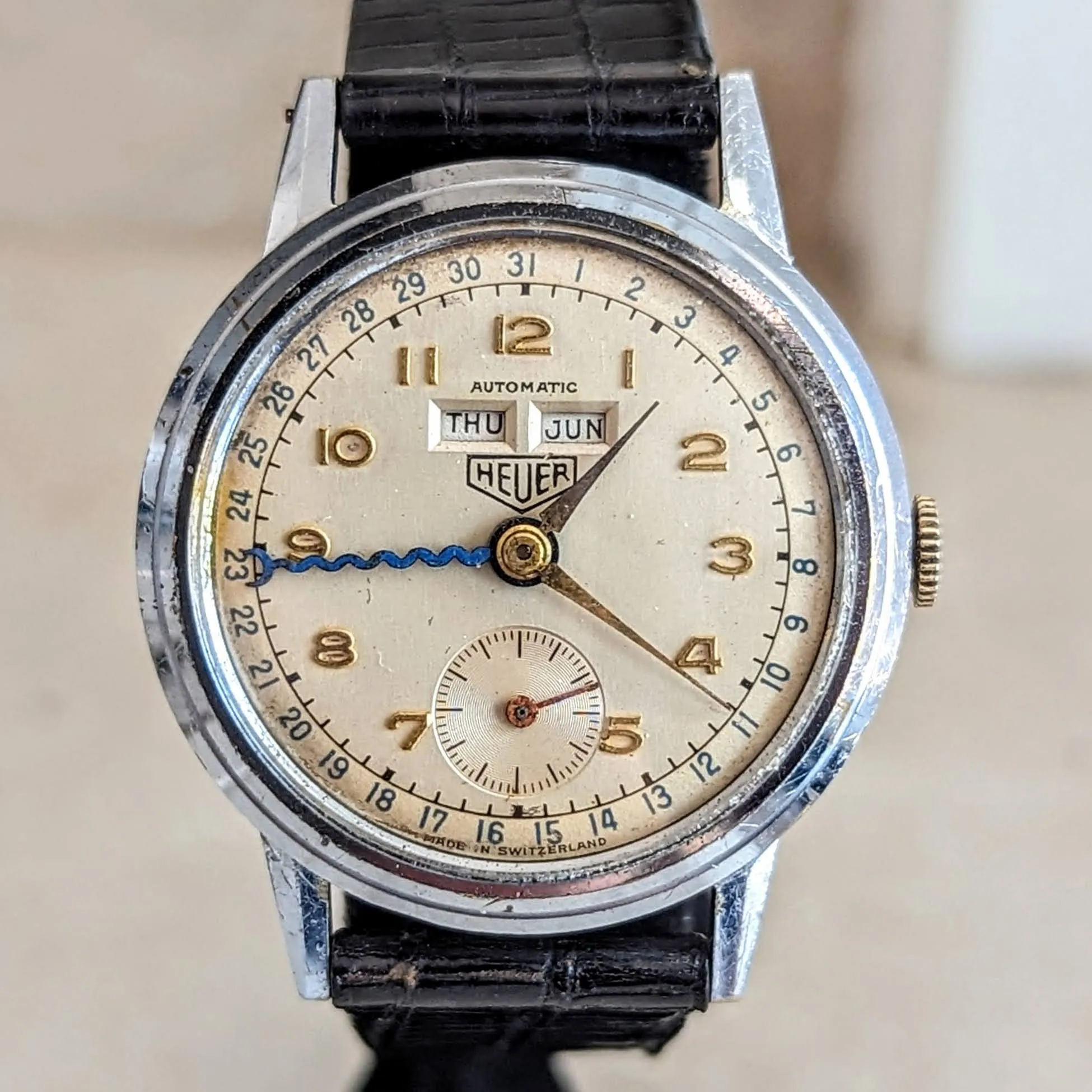 1950s HEUER Bumper Automatic Triple Calendar Wristwatch Ref. 1806 17 Jewels Vintage Watch