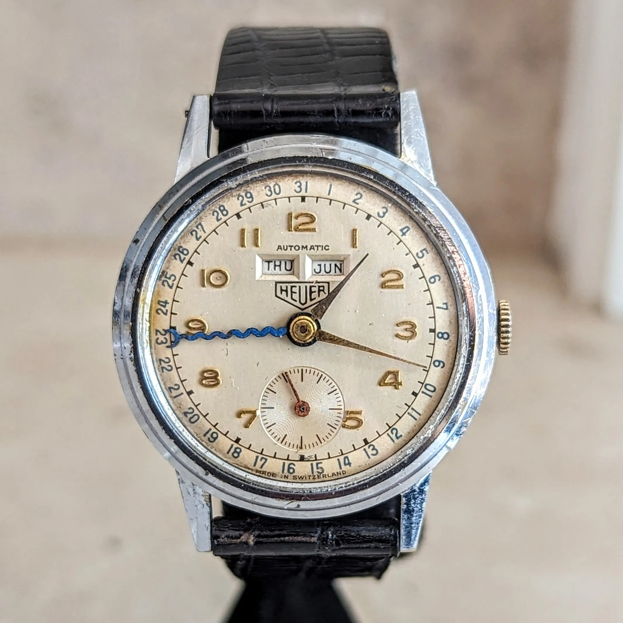 1950s HEUER Bumper Automatic Triple Calendar Wristwatch Ref. 1806 17 Jewels Vintage Watch