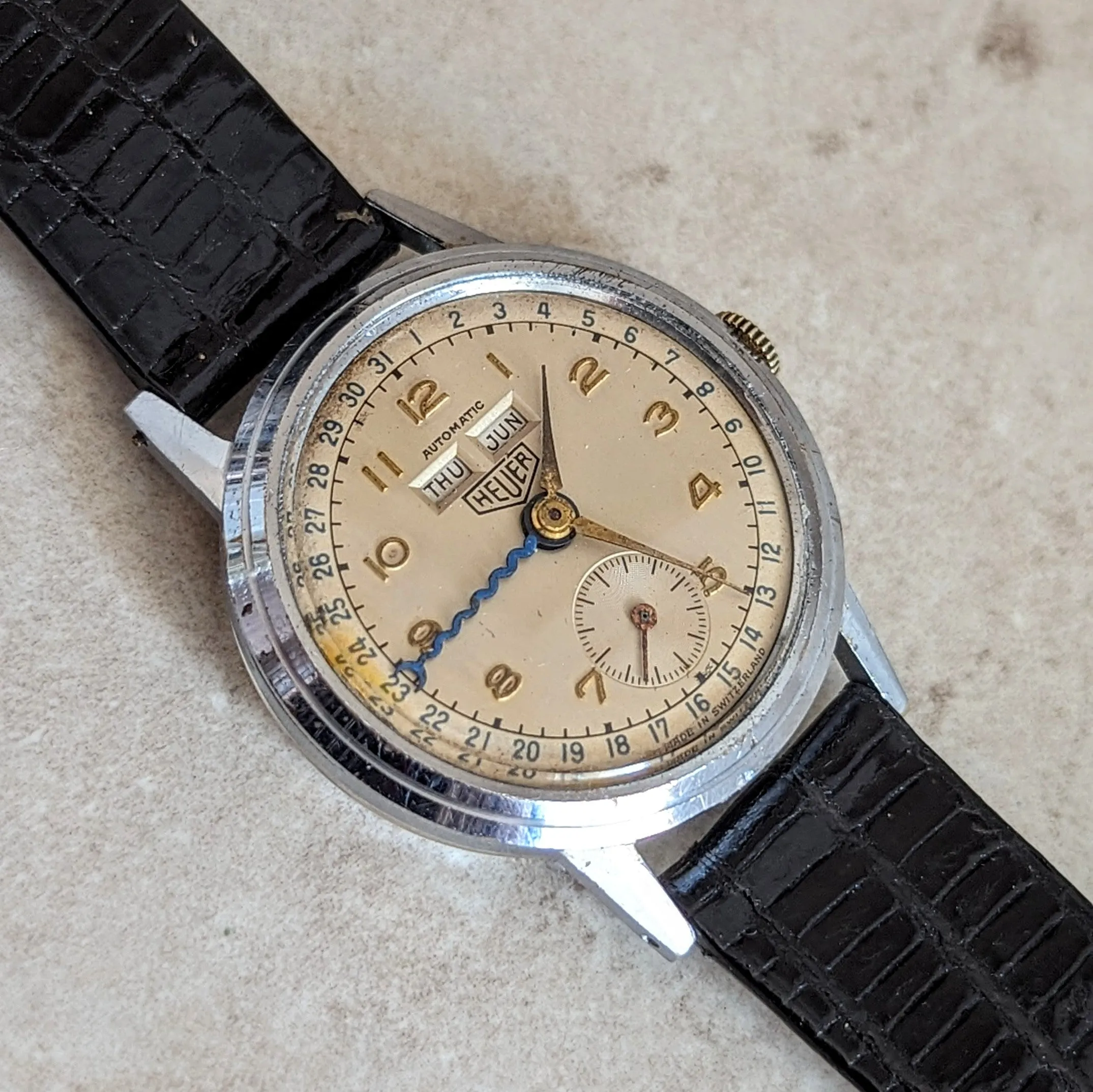 1950s HEUER Bumper Automatic Triple Calendar Wristwatch Ref. 1806 17 Jewels Vintage Watch