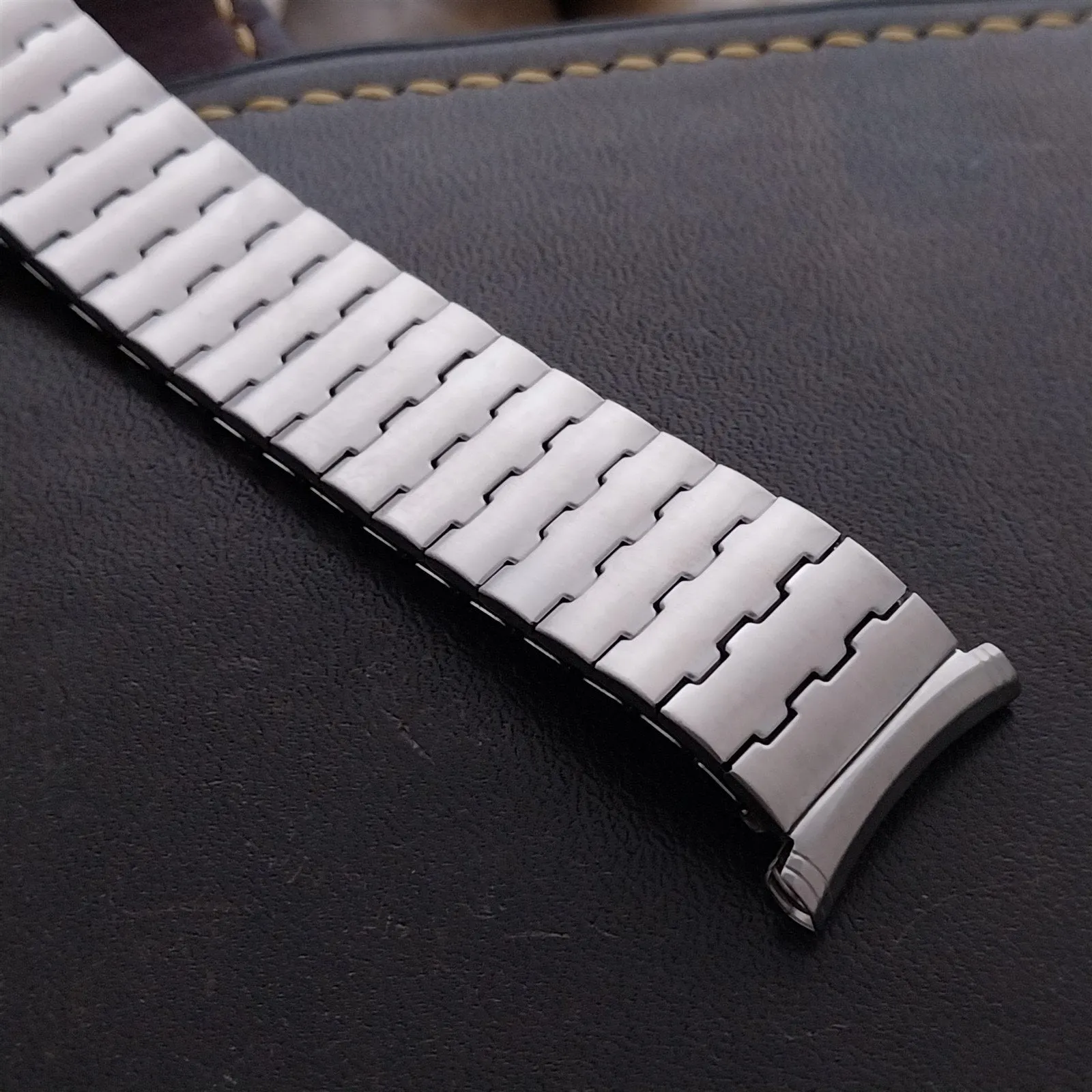 19mm 18mm 1970s Speidel Brushed Stainless Steel Long Unused Vintage Watch Band
