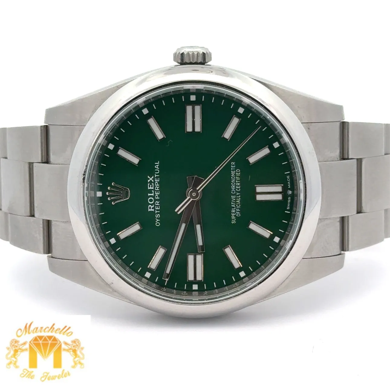41mm Rolex Watch with Stainless Steel Oyster Bracelet (Rolex papers, smooth bezel, green dial) (Model number: 124300)