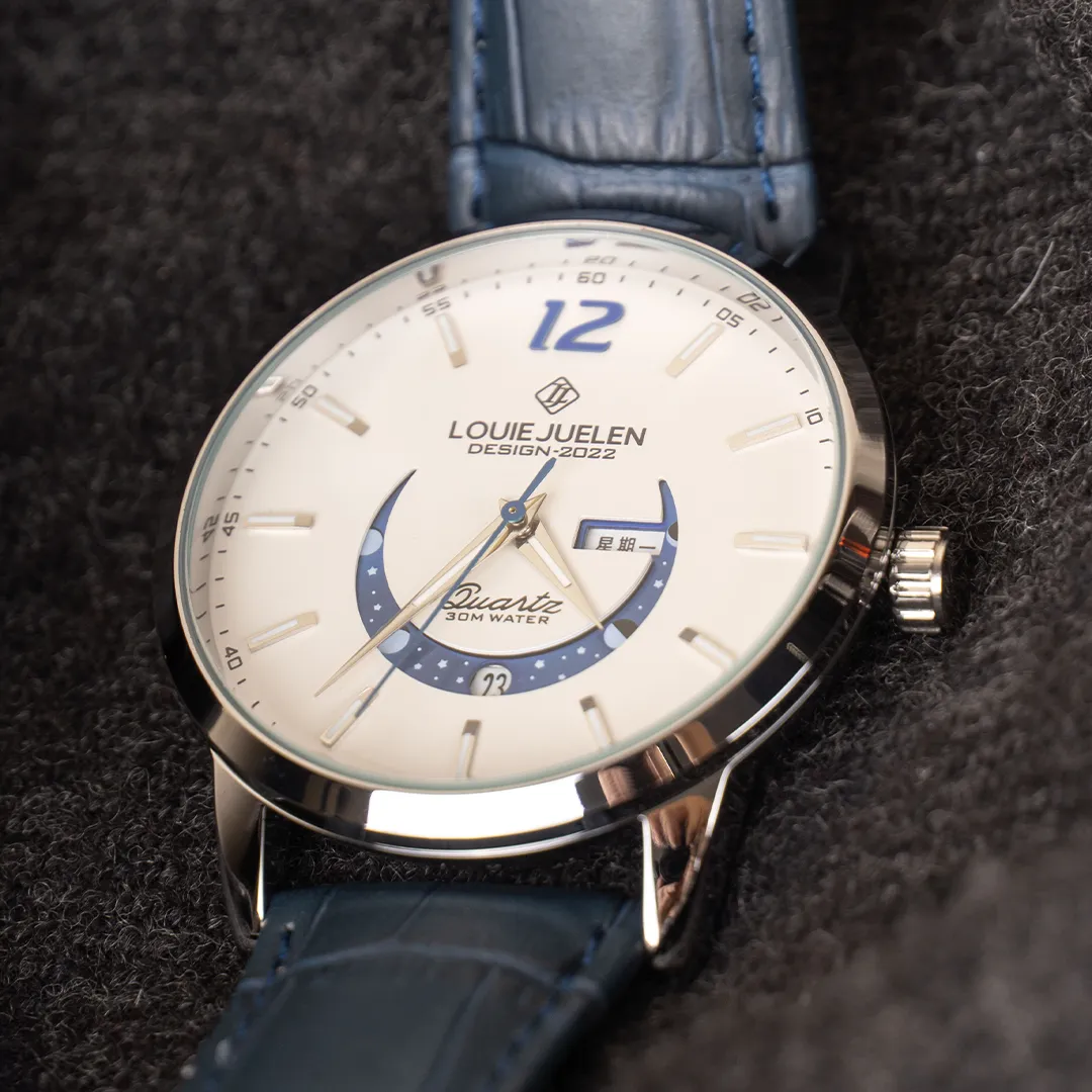 Chic Radiant Moonphase Timepiece