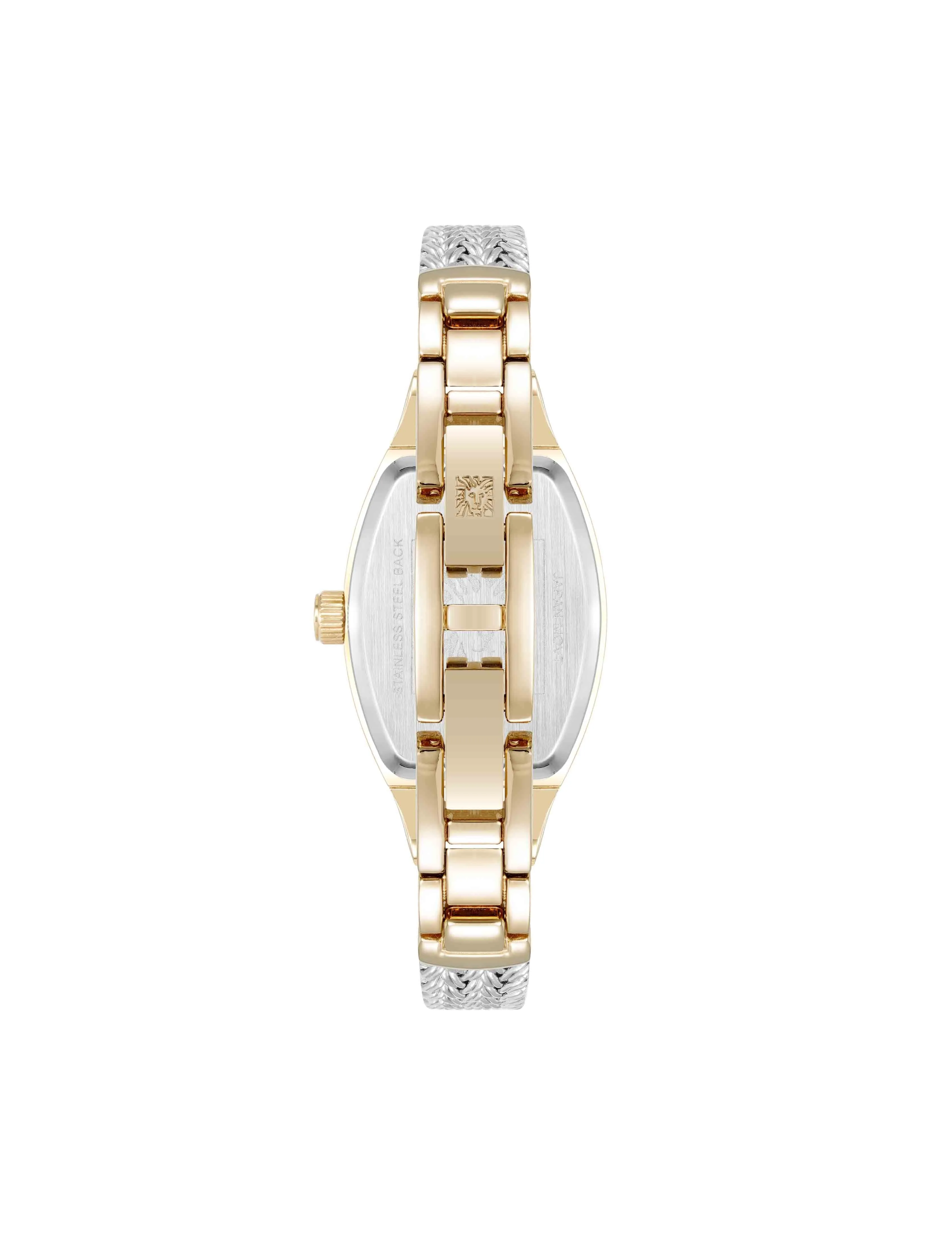 Cushion Case Mesh Bracelet Watch