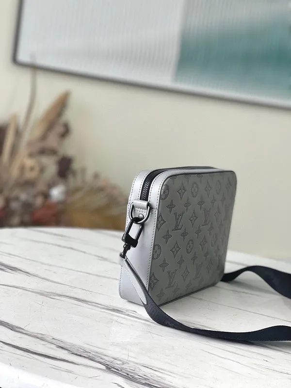 Fashion Lu-Vi bags - 4676