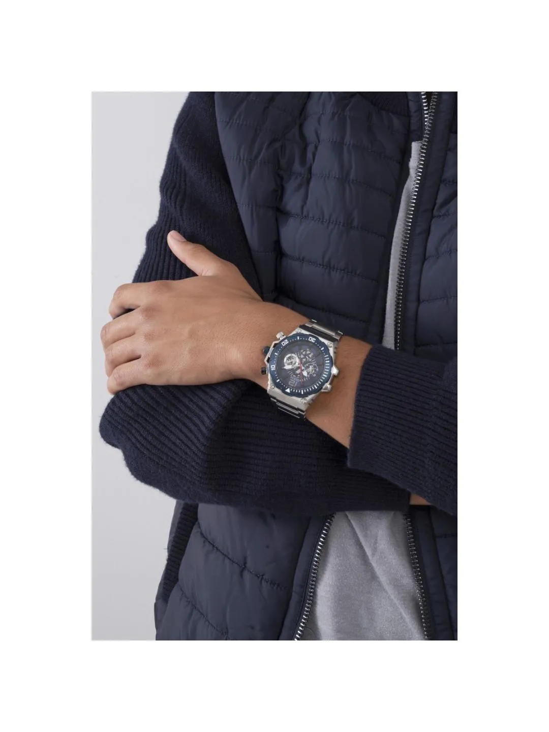 Guess Blue Dial Men Analog Watch - GW0324G1