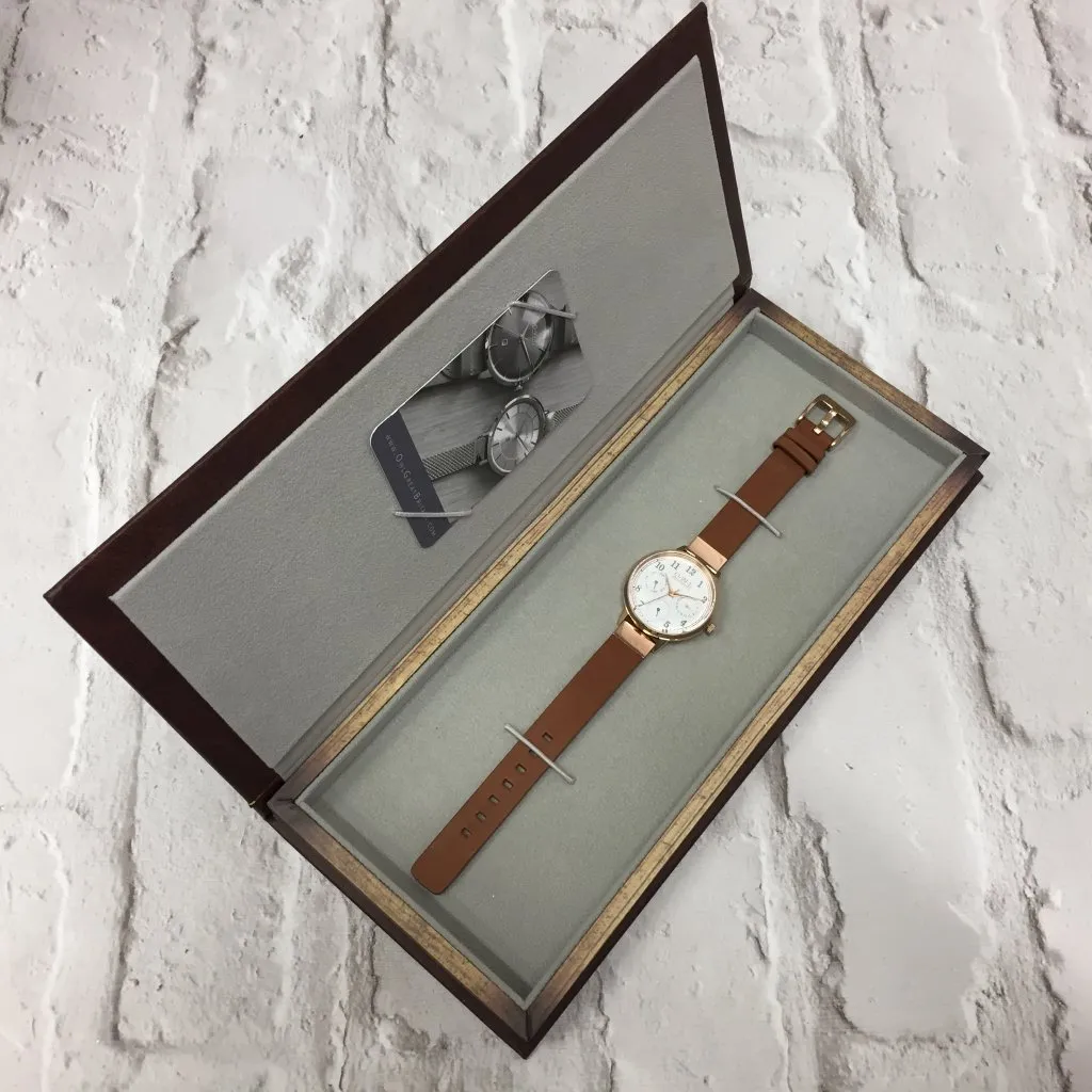 HELMSLEY WATCH WITH POLISHED SILVER CASE WITH MINK MULTI-DIAL FACE & IVORY LEATHER STRAP