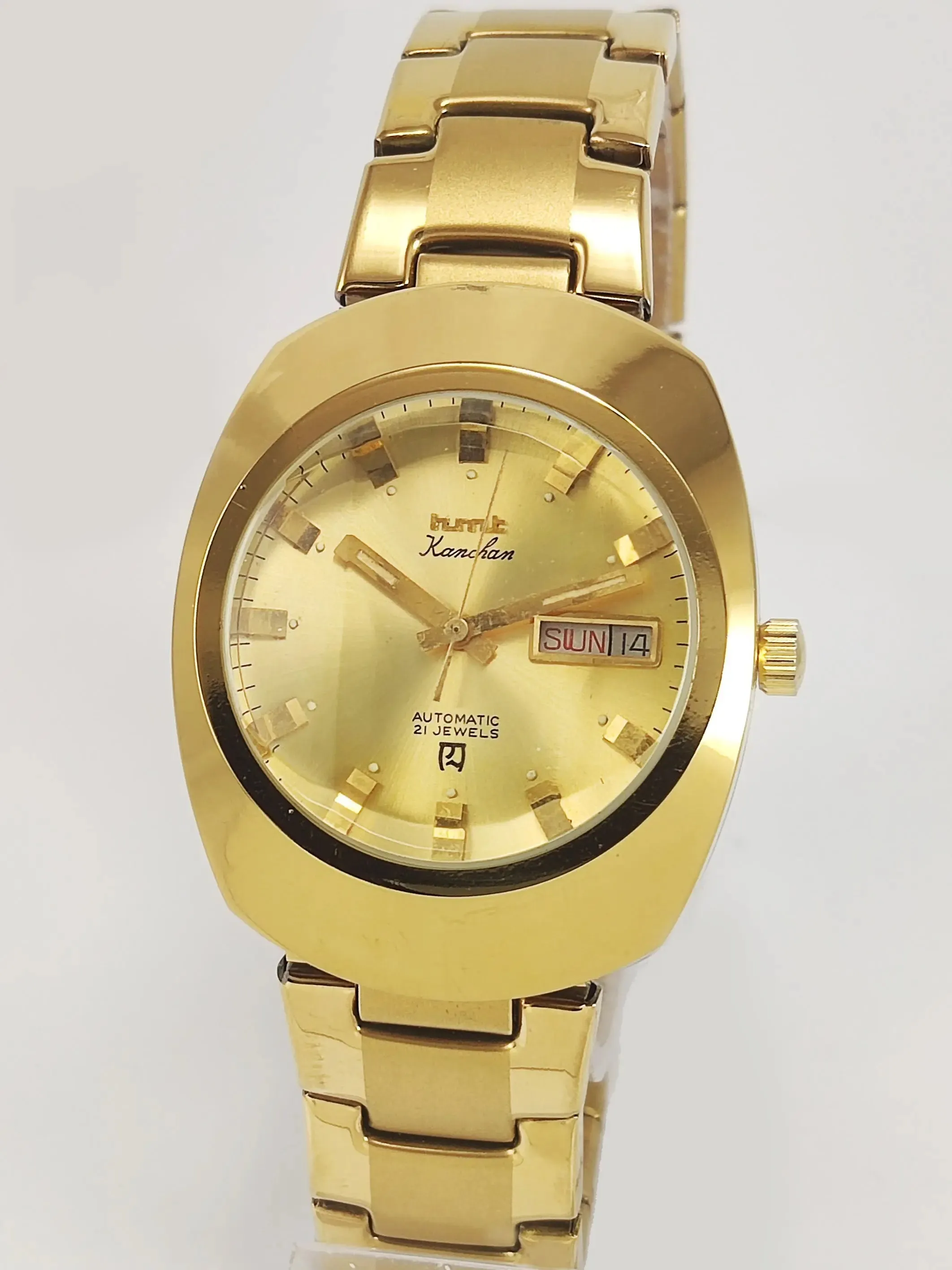 HMT Kanchan Para Shock 21 Jewels Golden Dial Day Date Function Mechanical Automatic Men's Wrist Watch