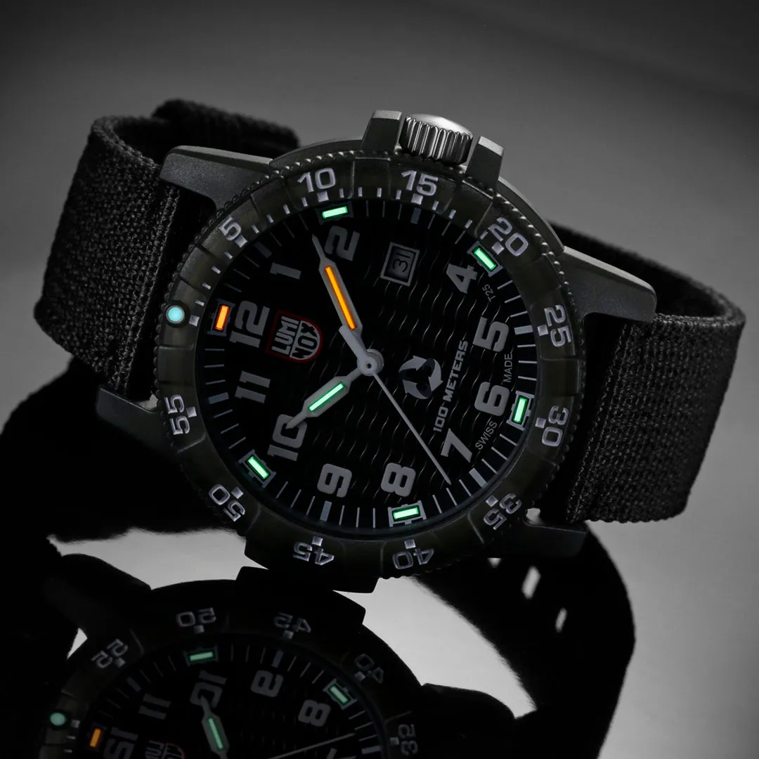 LMX Watch Sea Leatherback Sea Turtle Giant 32 Series Black