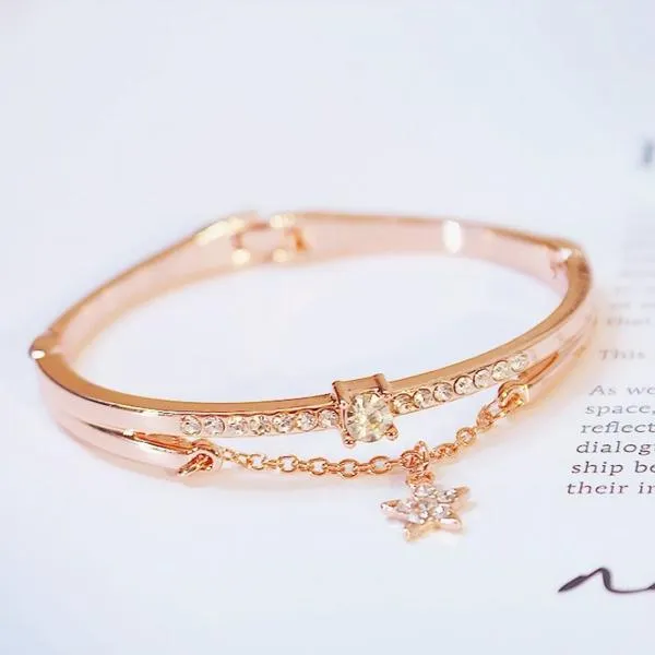 Luxury Women Watches Bracelet Set - Quartz Watch With Mesh Band - Beautiful Bracelet Included
