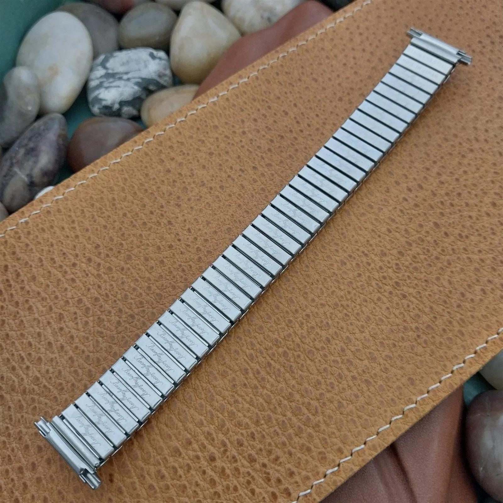 NOS Stainless Steel Expansion 16mm-20mm BearFlex Japan 1970s Vintage Watch Band