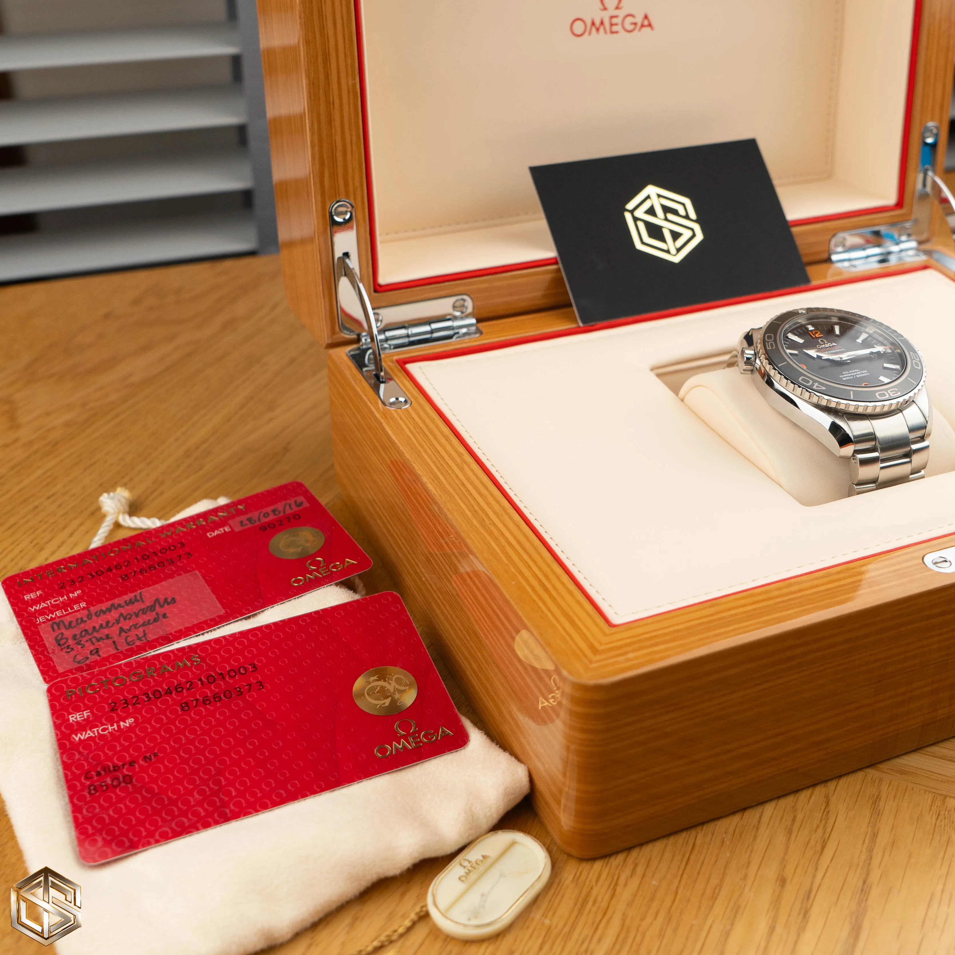 Omega Seamaster Planet Ocean 600M 232.30.46.21.01.001 2016 Full Set Watch