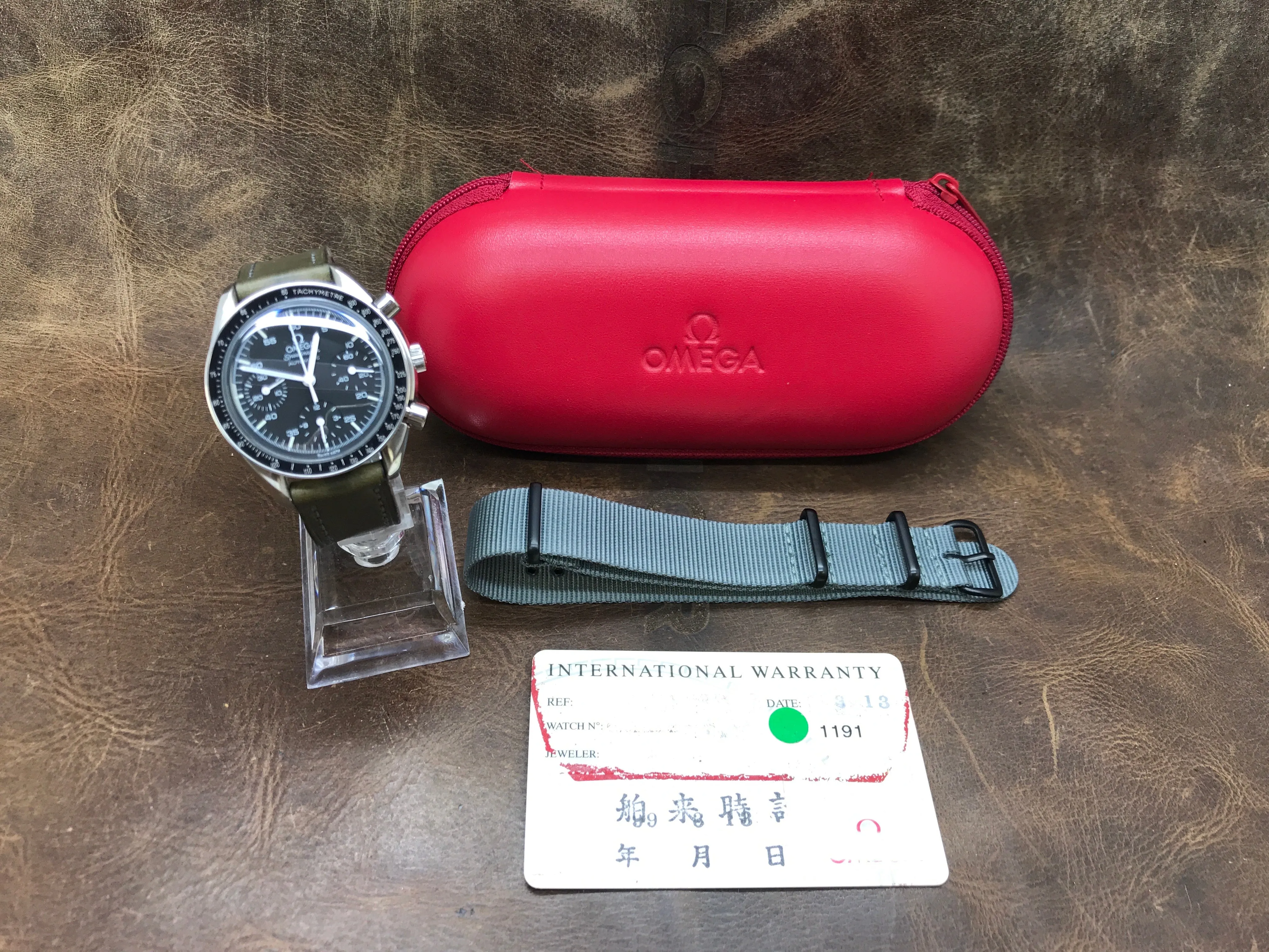 Omega Speedmaster Reduced Speedy 39mm Black Dial Automatic Men's Watch
