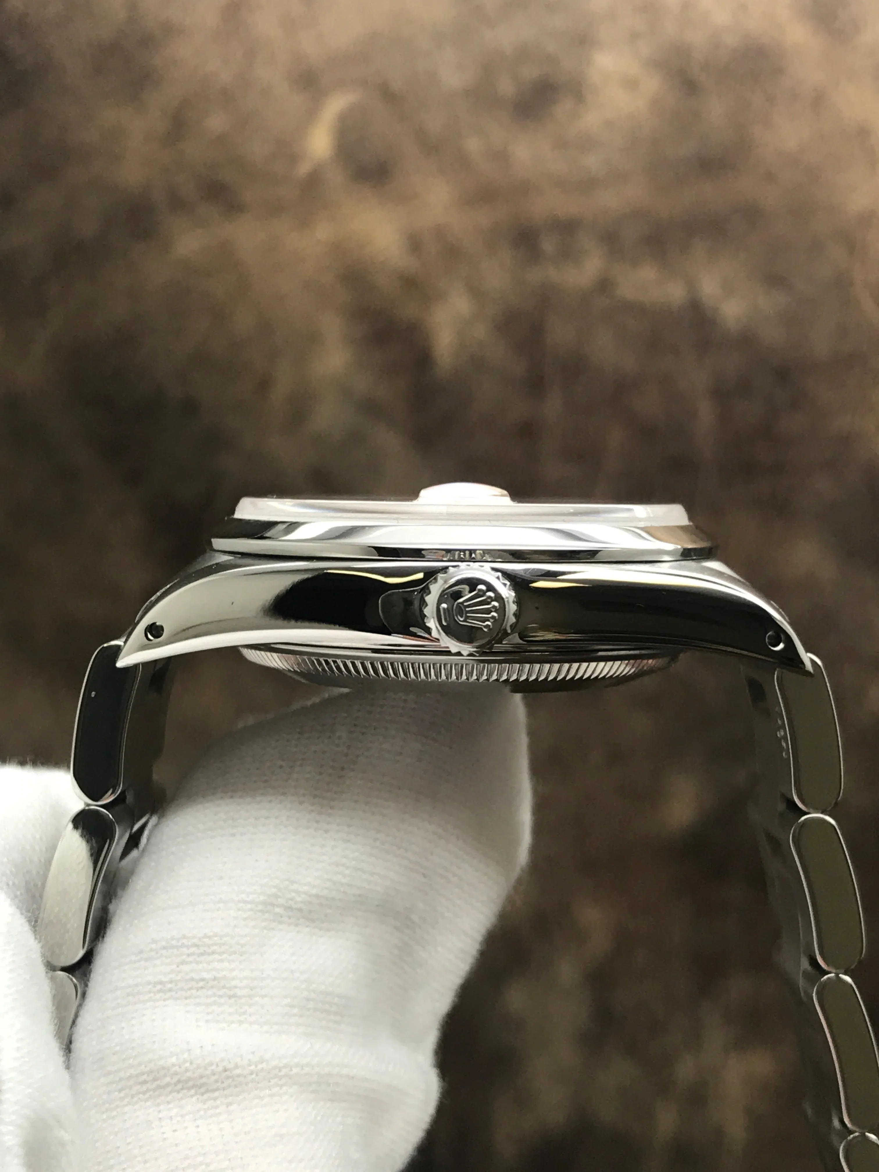 Rolex Oyster Perpetual Date 34mm 15200 Silver Dial Automatic Watch