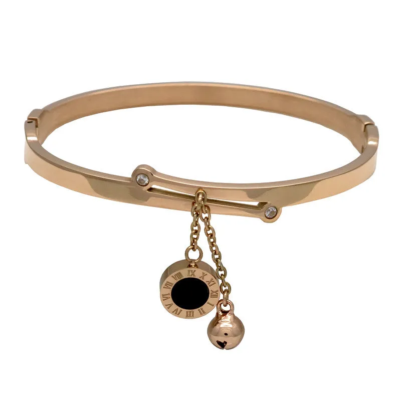 Roman Letter two-sided Shell Pendant With Bells Female Bracelets & Bangles Fashion Jewelry Design Women Stainless Steel Bracelet