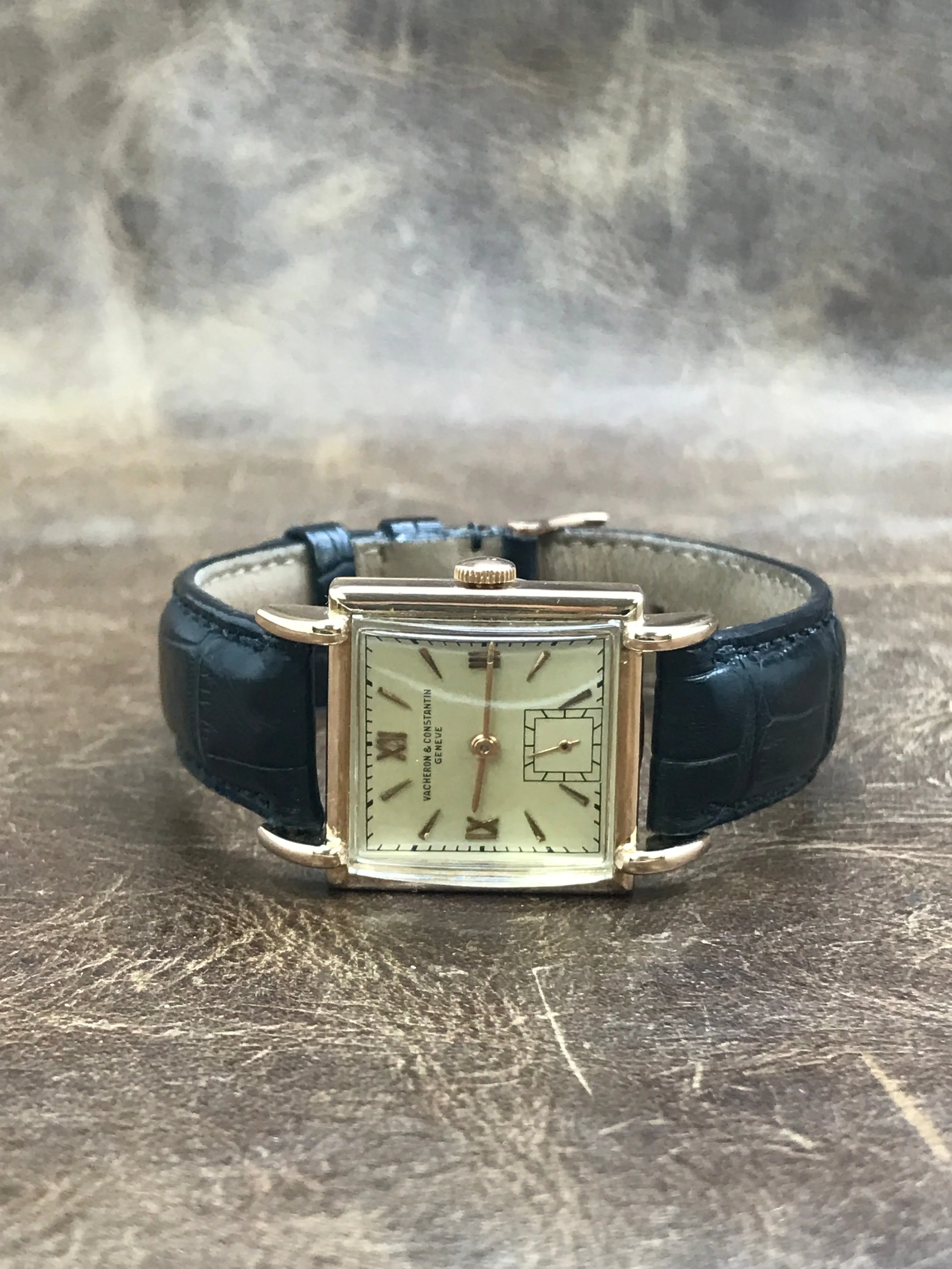 Vacheron Constantin Vintage Square 458 Champagne Dial Manual Wind Watch
