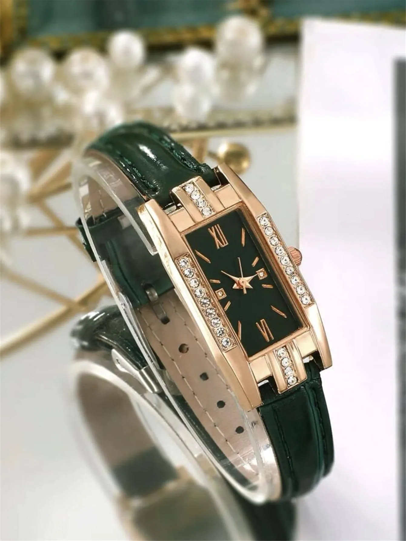 Women's Casual and Elegant Quartz Wristwatch 3 Pcs Set